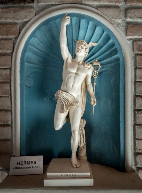 hermes mercury statue|Hermes .